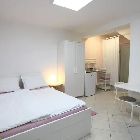 City Room Apartment Date Koper Exterior photo